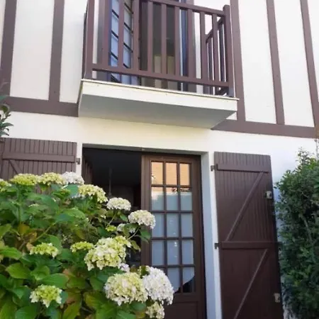 Hibiscus - Duplex - Confort & Calme A Proximite Plage & Commerces Apartament